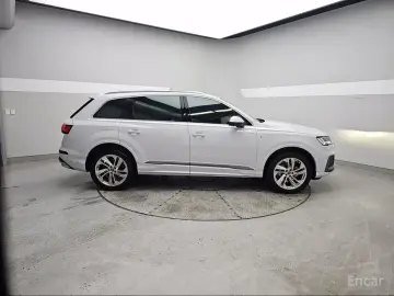 2020 Audi Q7 с пробегом 71 155 км