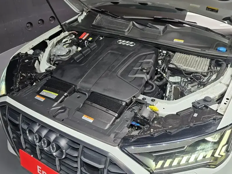 2021 Audi Q7 с пробегом 105 284 км