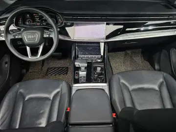 2021 Audi Q7 с пробегом 105 284 км