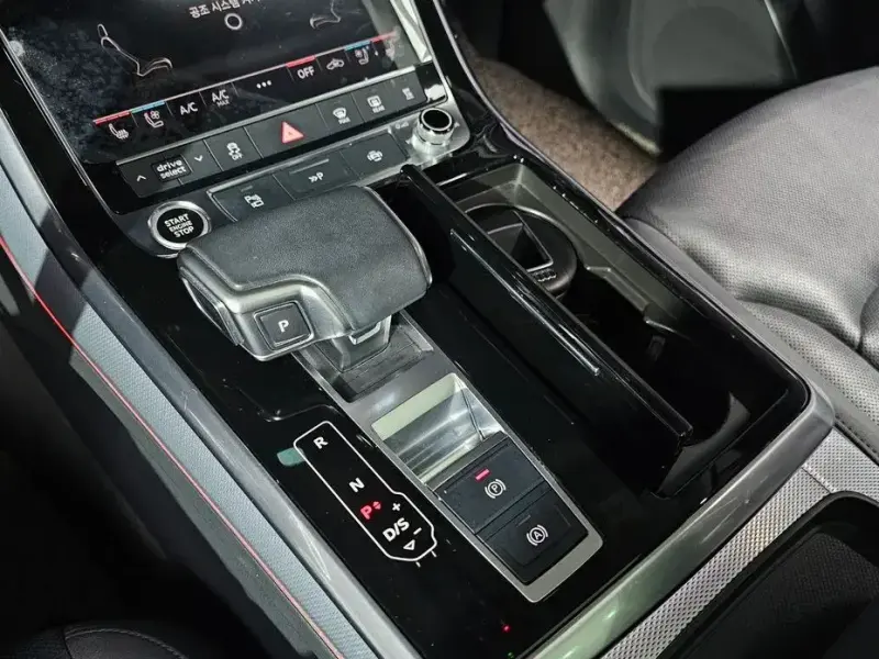 2021 Audi Q7 с пробегом 105 284 км