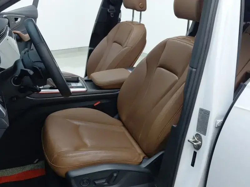 2020 Audi Q7 с пробегом 71 155 км