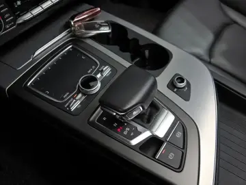 2019 Audi Q7 с пробегом 83 584 км
