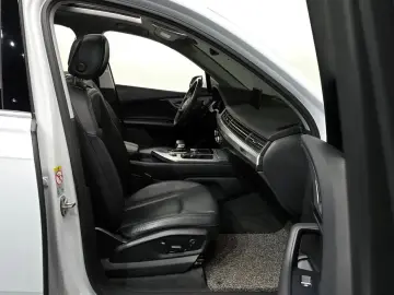 2019 Audi Q7 с пробегом 83 584 км