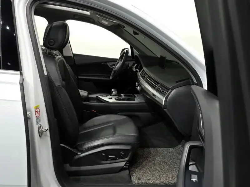 2019 Audi Q7 с пробегом 83 584 км