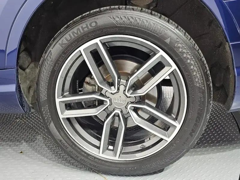 2019 Audi Q7 с пробегом 80 796 км