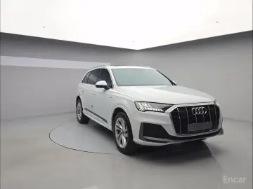 2021 Audi Q7 с пробегом 87 650 км