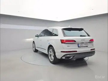 2021 Audi Q7 с пробегом 87 650 км