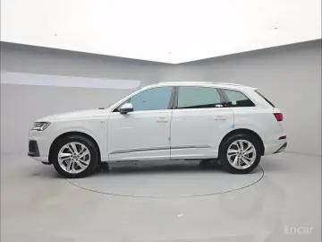 2021 Audi Q7 с пробегом 87 650 км