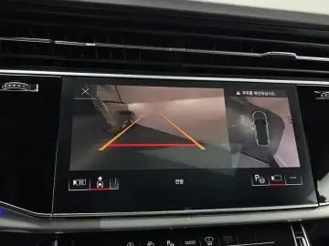 2021 Audi Q8 с пробегом 87 635 км
