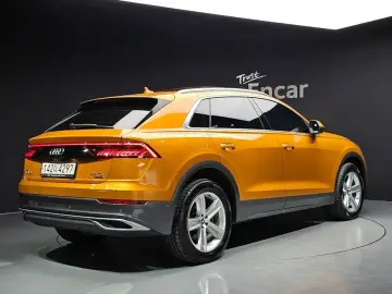 2021 Audi Q8 с пробегом 56 145 км