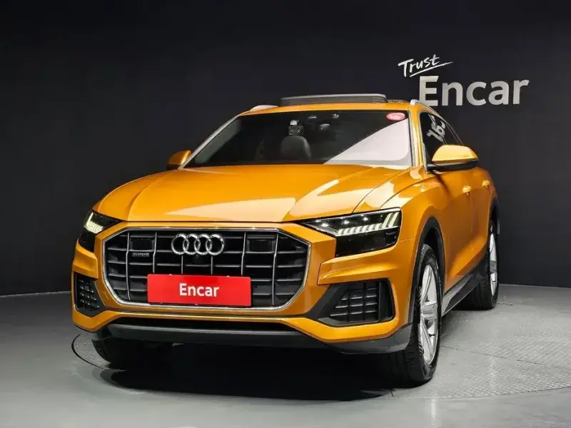 2021 Audi Q8 с пробегом 56 145 км