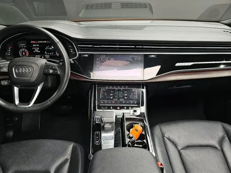 2021 Audi Q8 с пробегом 56 145 км
