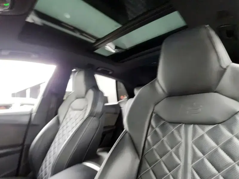 2020 Audi Q8 с пробегом 130 600 км