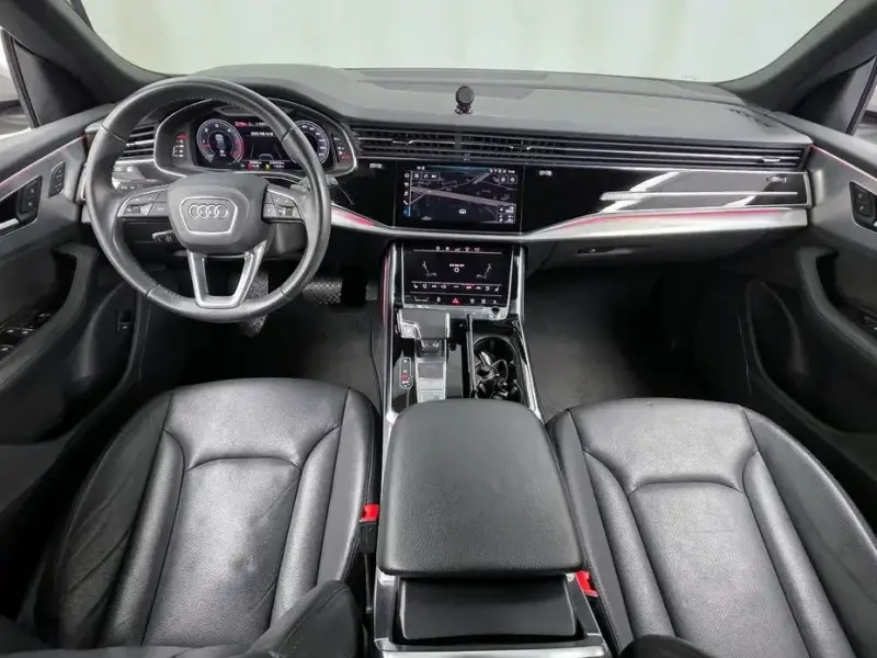 2020 Audi Q8 с пробегом 80 862 км