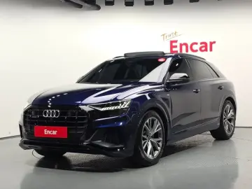 2022 Audi Q8 с пробегом 43 218 км