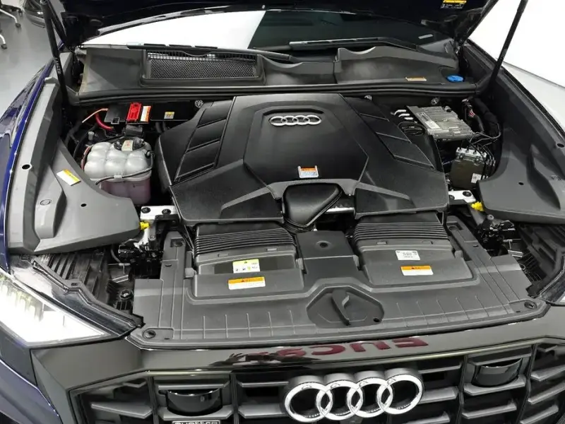 2022 Audi Q8 с пробегом 43 218 км