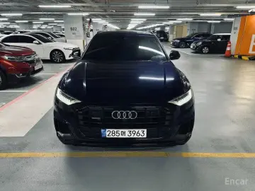2022 Audi Q8 с пробегом 34 459 км