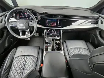 2021 Audi Q8 с пробегом 71 480 км