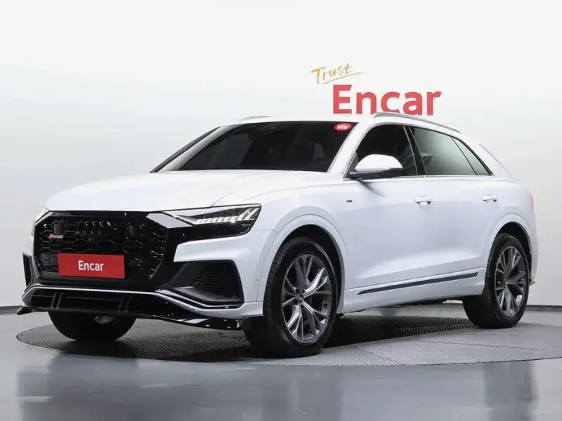 2020 Audi Q8 с пробегом 109 146 км
