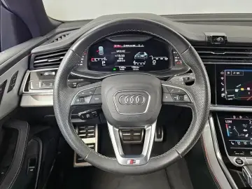 2021 Audi Q8 с пробегом 71 480 км