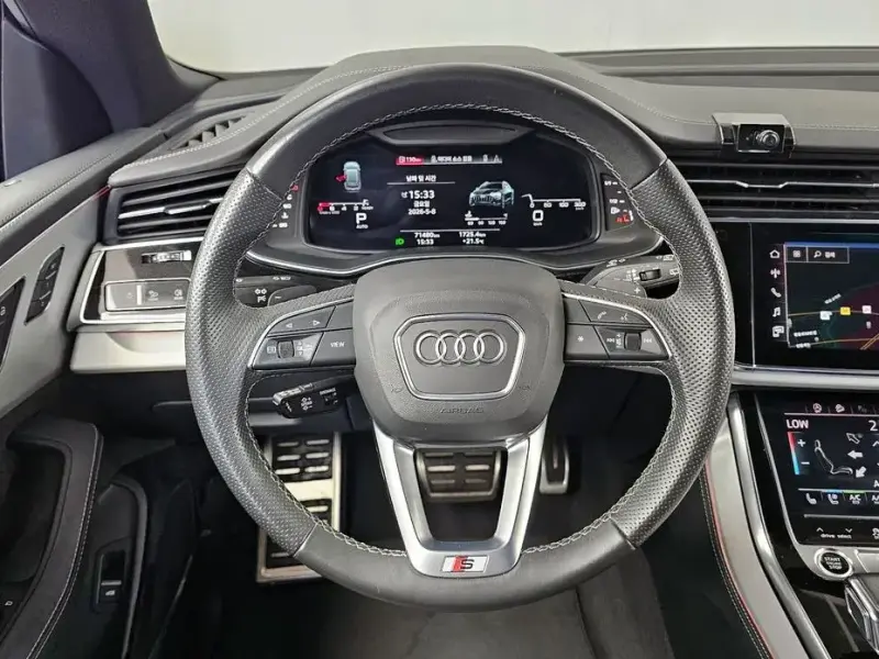 2021 Audi Q8 с пробегом 71 480 км