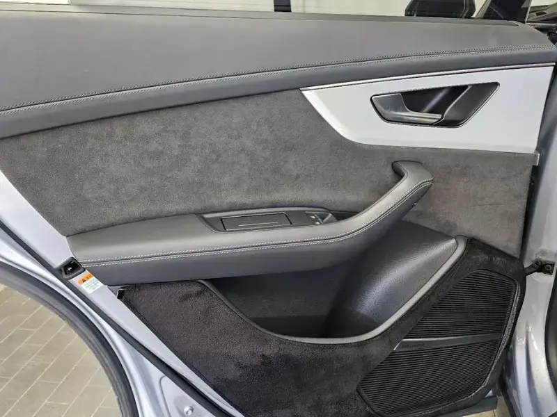 2021 Audi Q8 с пробегом 71 480 км