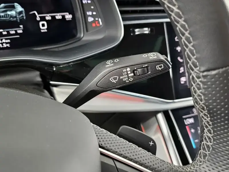 2021 Audi Q8 с пробегом 71 480 км