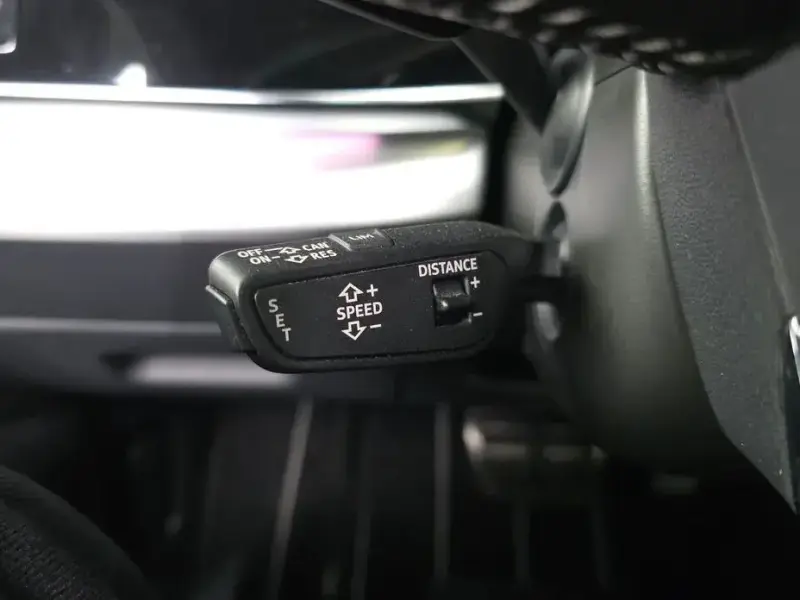 2020 Audi Q8 с пробегом 109 146 км