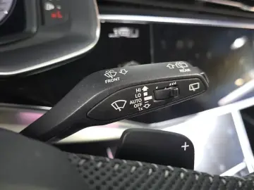 2020 Audi Q8 с пробегом 109 146 км