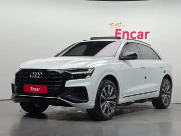 2021 Audi Q8 с пробегом 92 608 км