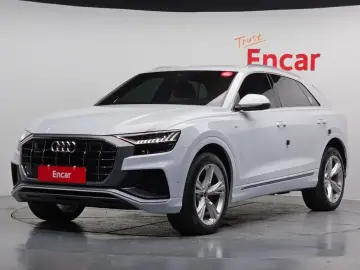 2023 Audi Q8 с пробегом 63 280 км