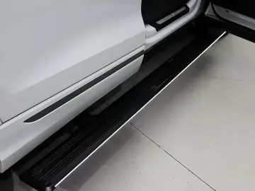 2020 Audi Q8 с пробегом 99 035 км
