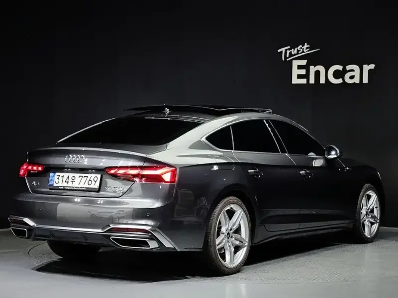2021 Audi A5 с пробегом 58 473 км