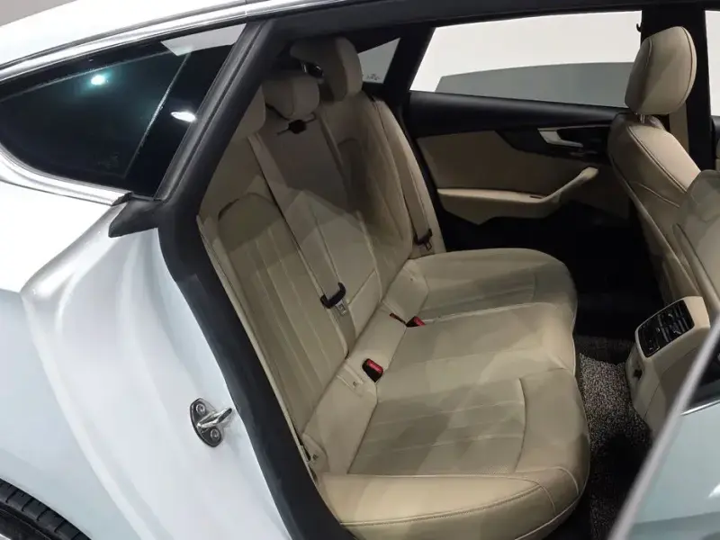 2021 Audi A5 с пробегом 59 723 км