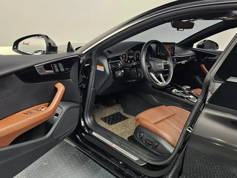 2022 Audi A5 с пробегом 46 243 км