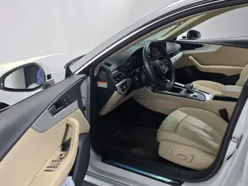 2022 Audi A5 с пробегом 61 879 км