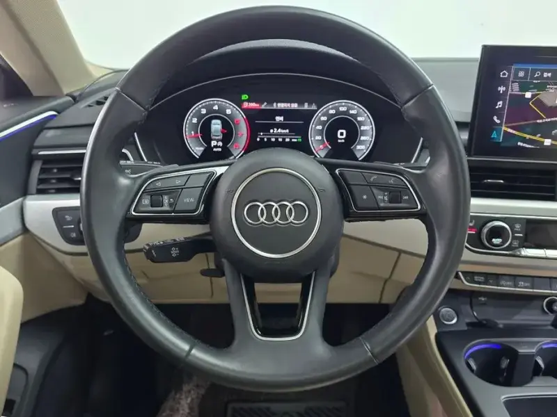 2022 Audi A5 с пробегом 61 879 км