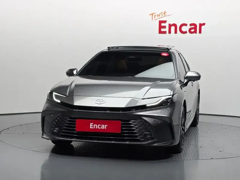 2025 Toyota Camry с пробегом 3 642 км