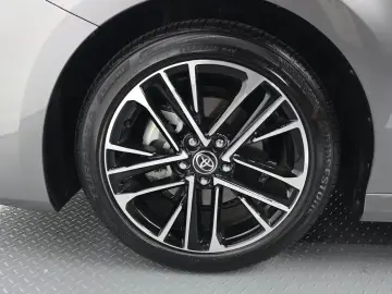 2025 Toyota Camry с пробегом 3 642 км