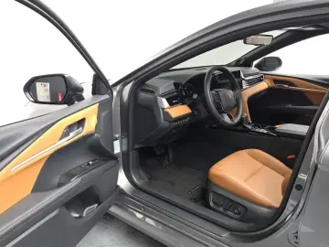 2025 Toyota Camry с пробегом 3 642 км