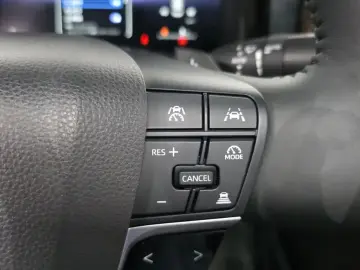 2025 Toyota Camry с пробегом 3 642 км