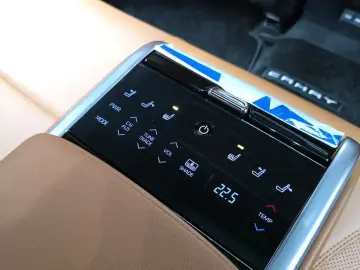2025 Toyota Camry с пробегом 3 642 км