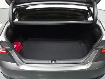 2025 Toyota Camry с пробегом 3 642 км