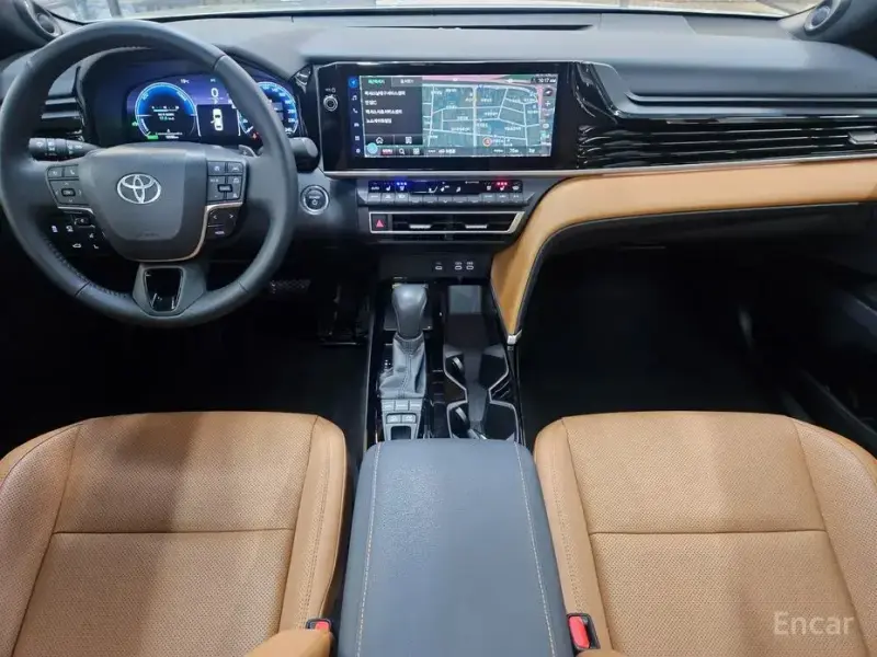 2025 Toyota Camry с пробегом 12 136 км