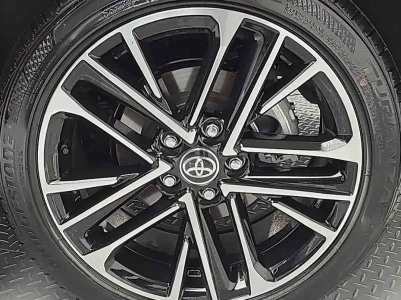 2025 Toyota Camry с пробегом 3 622 км