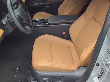 2025 Toyota Camry с пробегом 2 162 км