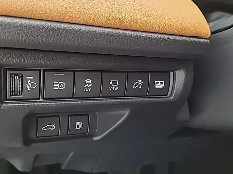 2025 Toyota Camry с пробегом 3 622 км