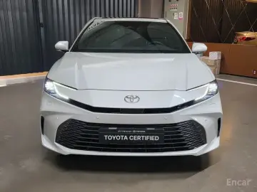 2025 Toyota Camry с пробегом 3 673 км