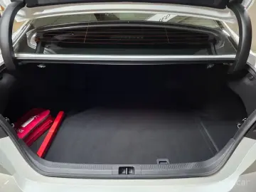 2025 Toyota Camry с пробегом 3 673 км