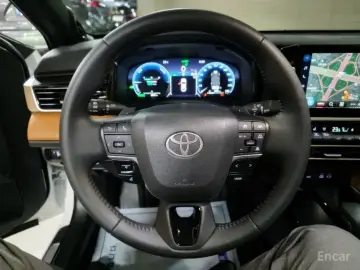 2025 Toyota Camry с пробегом 8 897 км